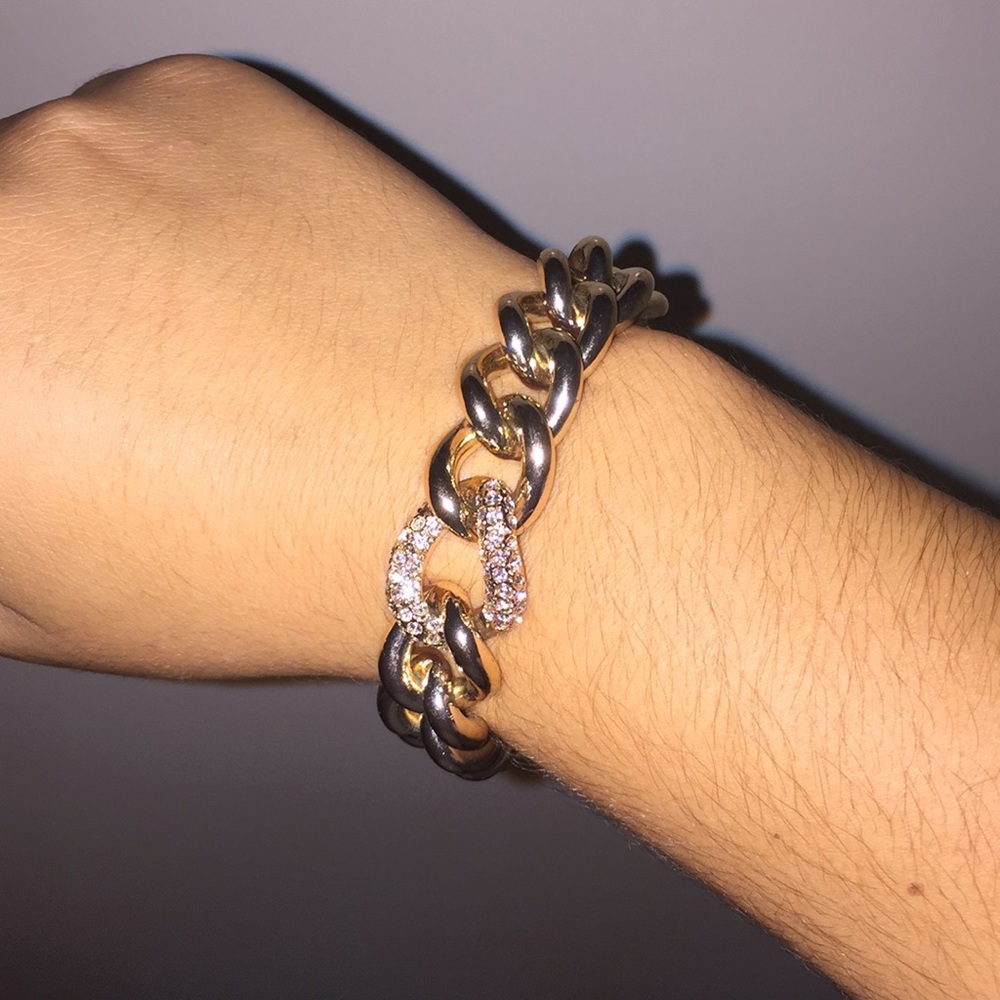 VS gold chain bracelet